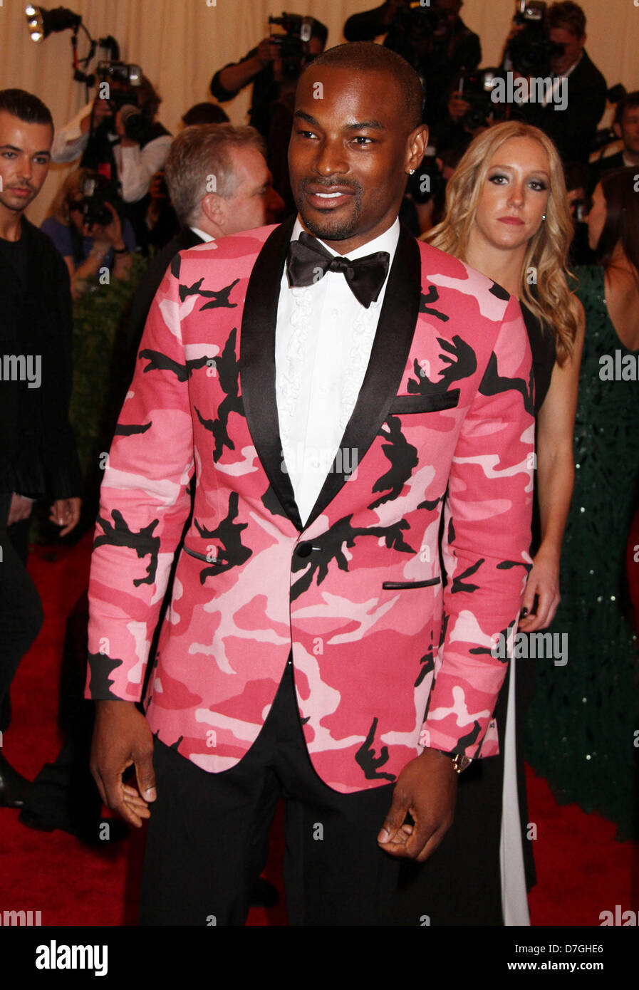 New York, New York, USA. 6. Mai 2013. Model TYSON BECKFORD besucht die Costume Institute Benefiz-Gala feiert die Eröffnung "PUNK: Chaos-Couture" an das Metropolitan Museum of Art statt. (Bild Kredit: Kredit: Nancy Kaszerman/ZUMAPRESS.com/Alamy Live-Nachrichten) Stockfoto