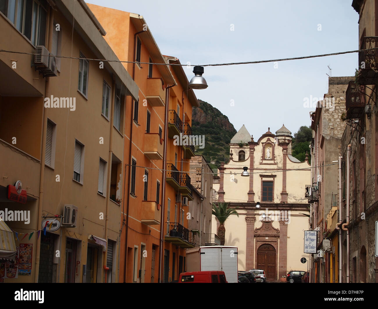 Eine Kirche in Bosa auf Sardinien Insel Stockfoto