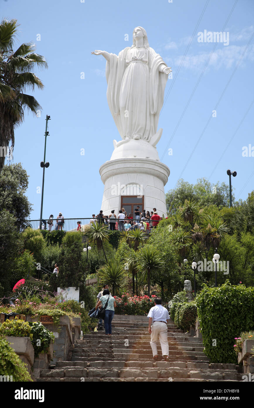 Santiago de Chile Cerro San Cristobal Mary Marie Statue Parque Metropolitano de Santiago Stockfoto