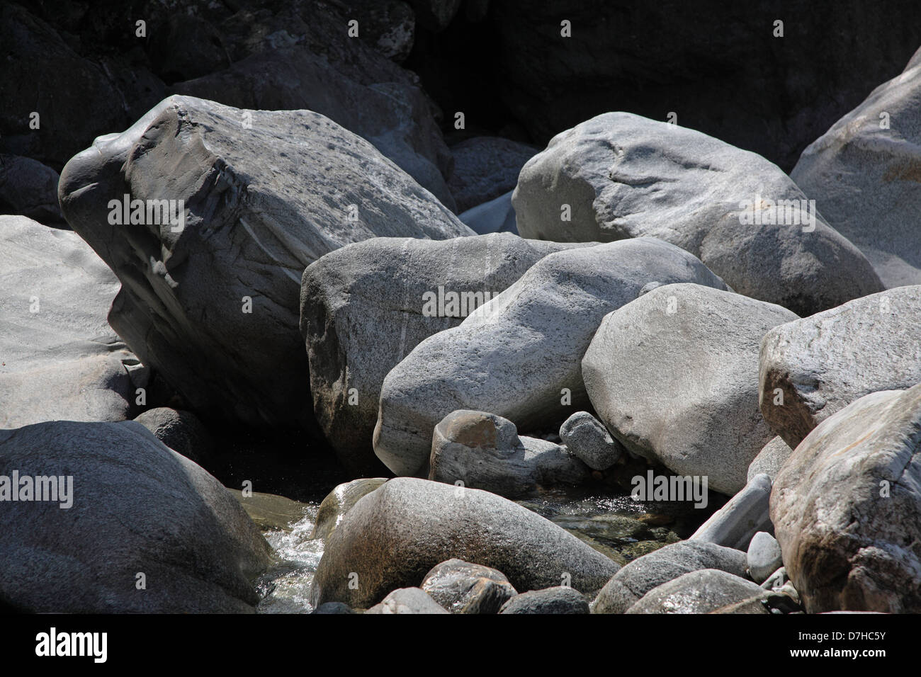 Schweiz, Tessin, Bavona Tal, Fluss Bavona Stockfoto