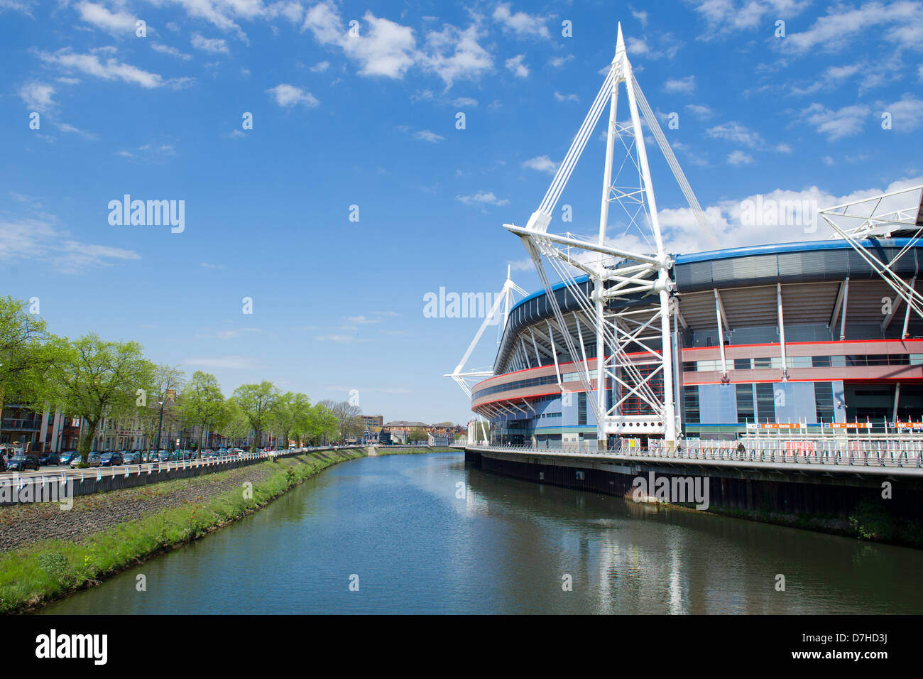 Das Millennium Stadium, Cardiff an einem sonnigen Tag. Stockfoto