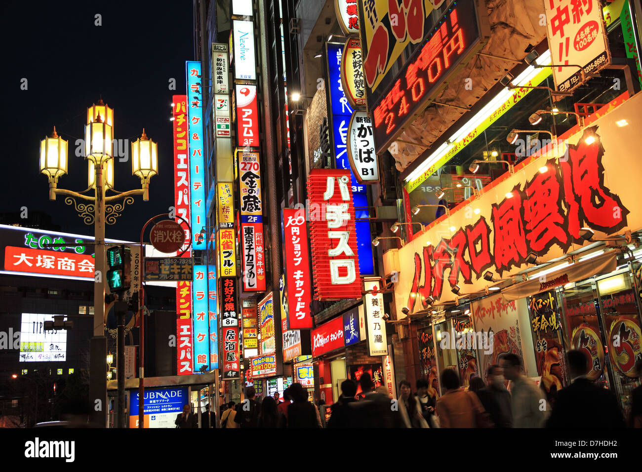 Japan, Tokio, Shinjuku nachts Stockfoto