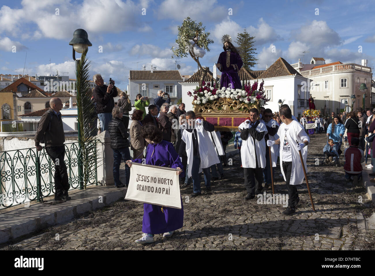 Triumphzug am Palmsonntag (Sonntag vor Ostern) in Tavira, Portugal Stockfoto