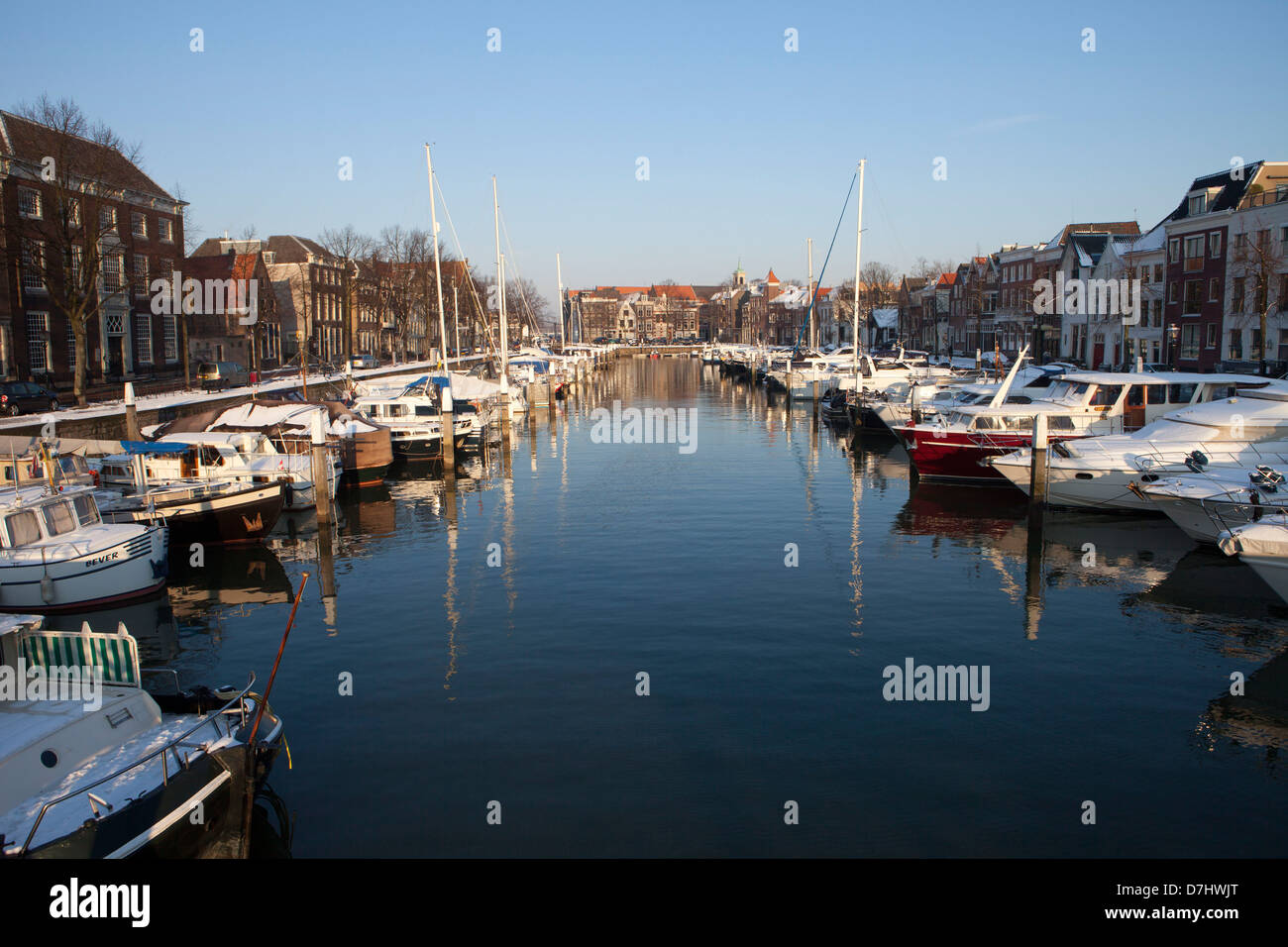 Yachten im Hafen von Dordrecht, Niederlande Stockfoto