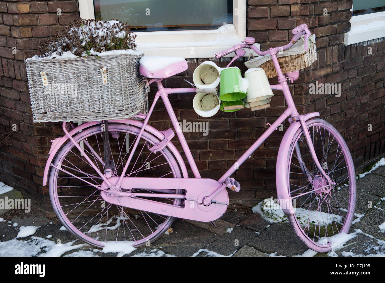 altes Fahrrad in Dordrecht, holland Stockfoto