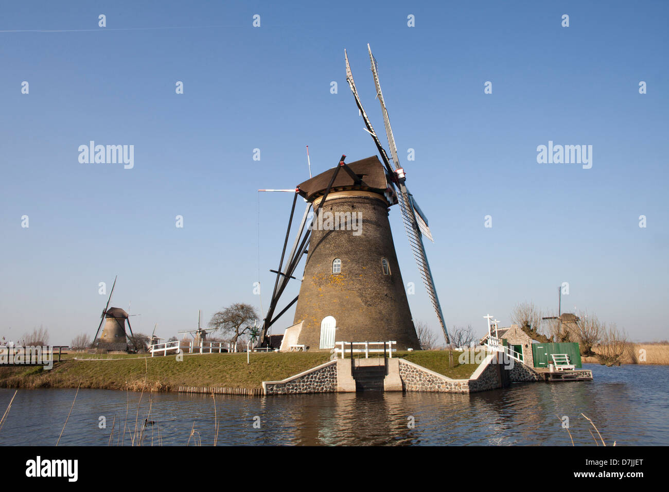19 Mühlen an der "Kinderdijk" in der Nähe von Rotterdam Stockfoto