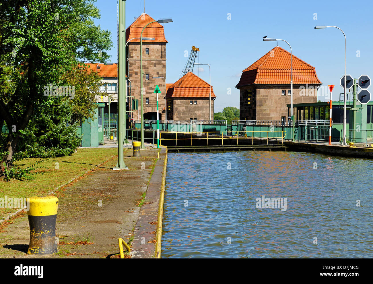 Die Schleuse in Minden auf der Weser, Nordrhein-Westfalen, Deutschland Stockfoto
