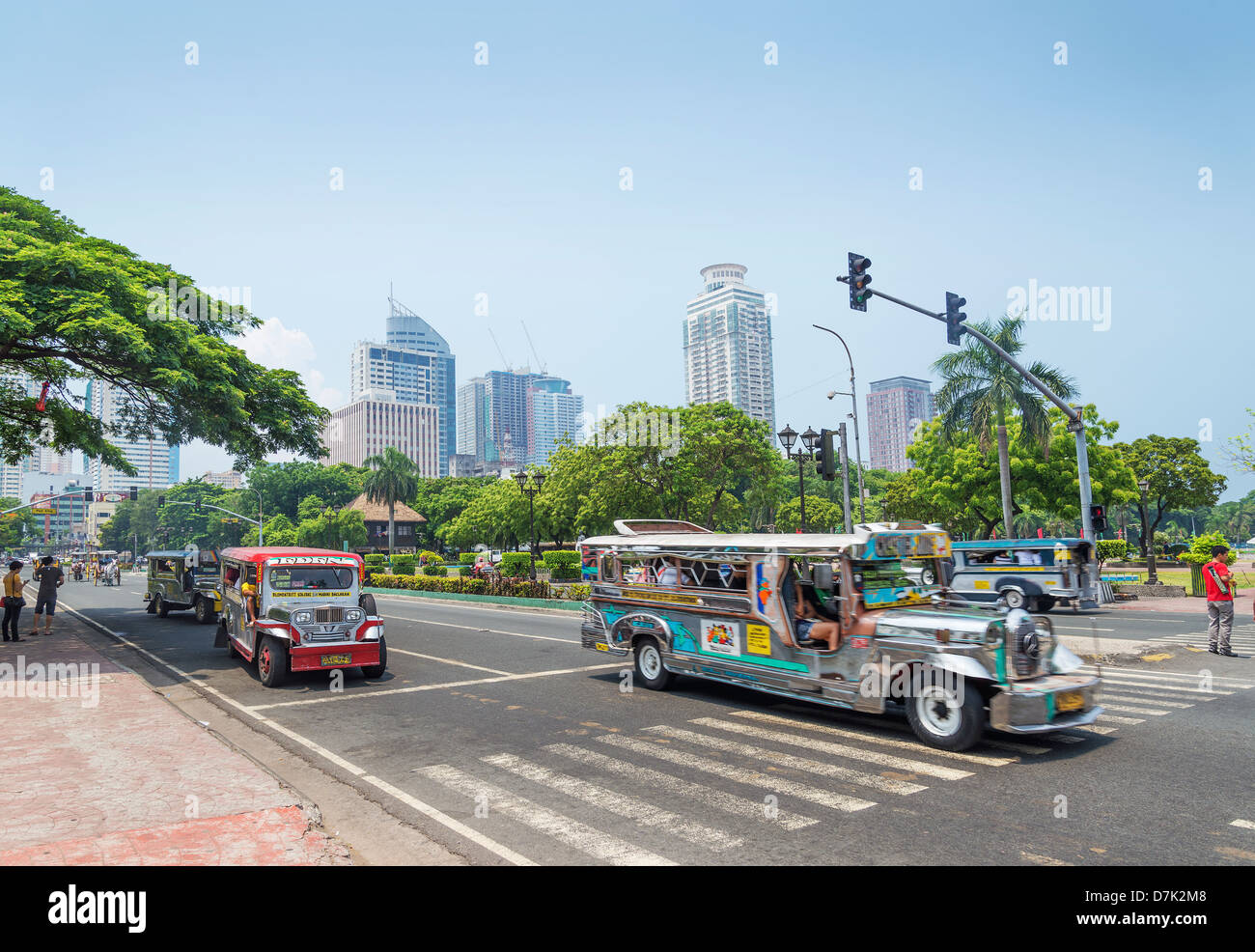 Jeepneys in Rizal Park von Manila Philippinen Stockfoto