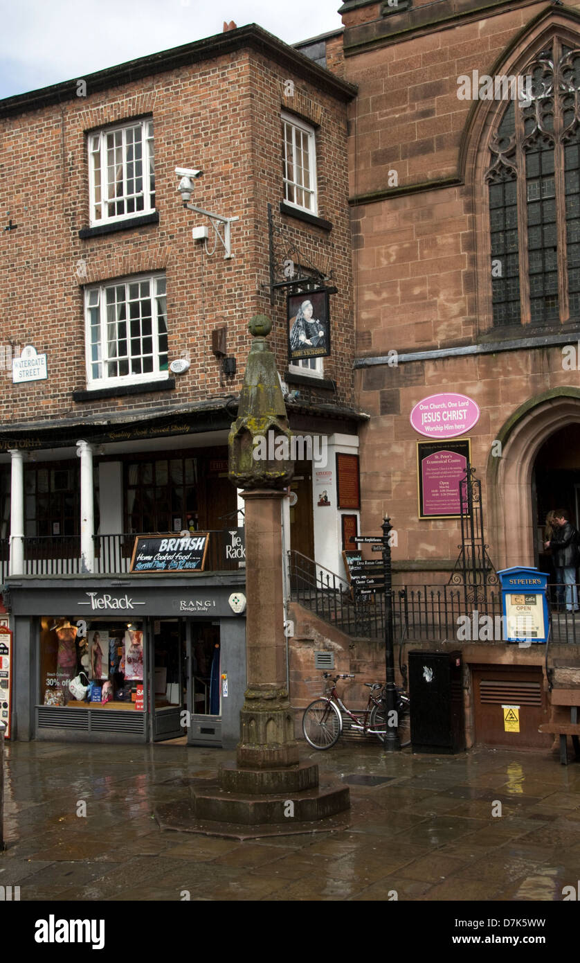 CHESHIRE; CHESTER; DAS KREUZ; WATERGATE STREET Stockfoto