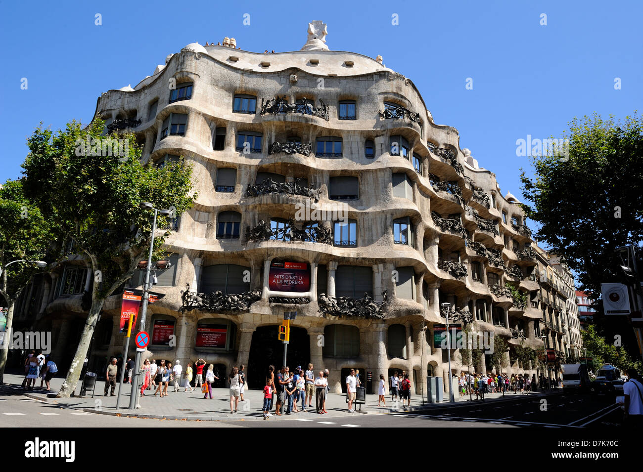 Casa Milà, auch bekannt als La Pedrera, der Stein Steinbruch wurde ...