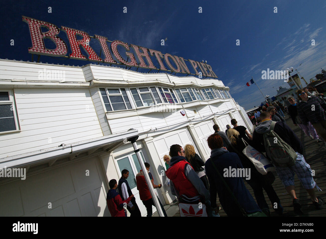 Brighton Pier an einem Sonntag Nachmittag Stockfoto