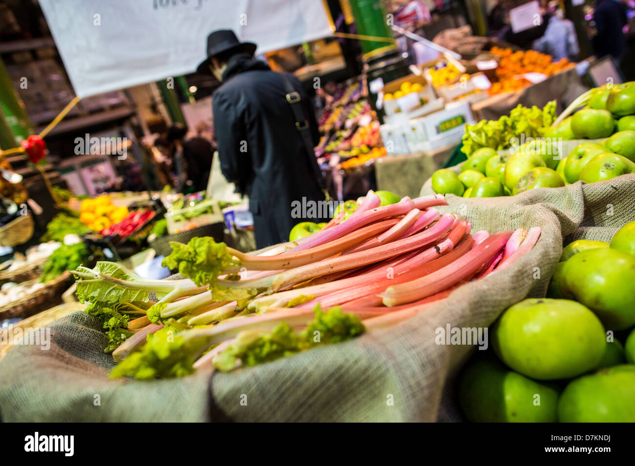 Borough Market am Samstag, London, Vereinigtes Königreich Stockfoto