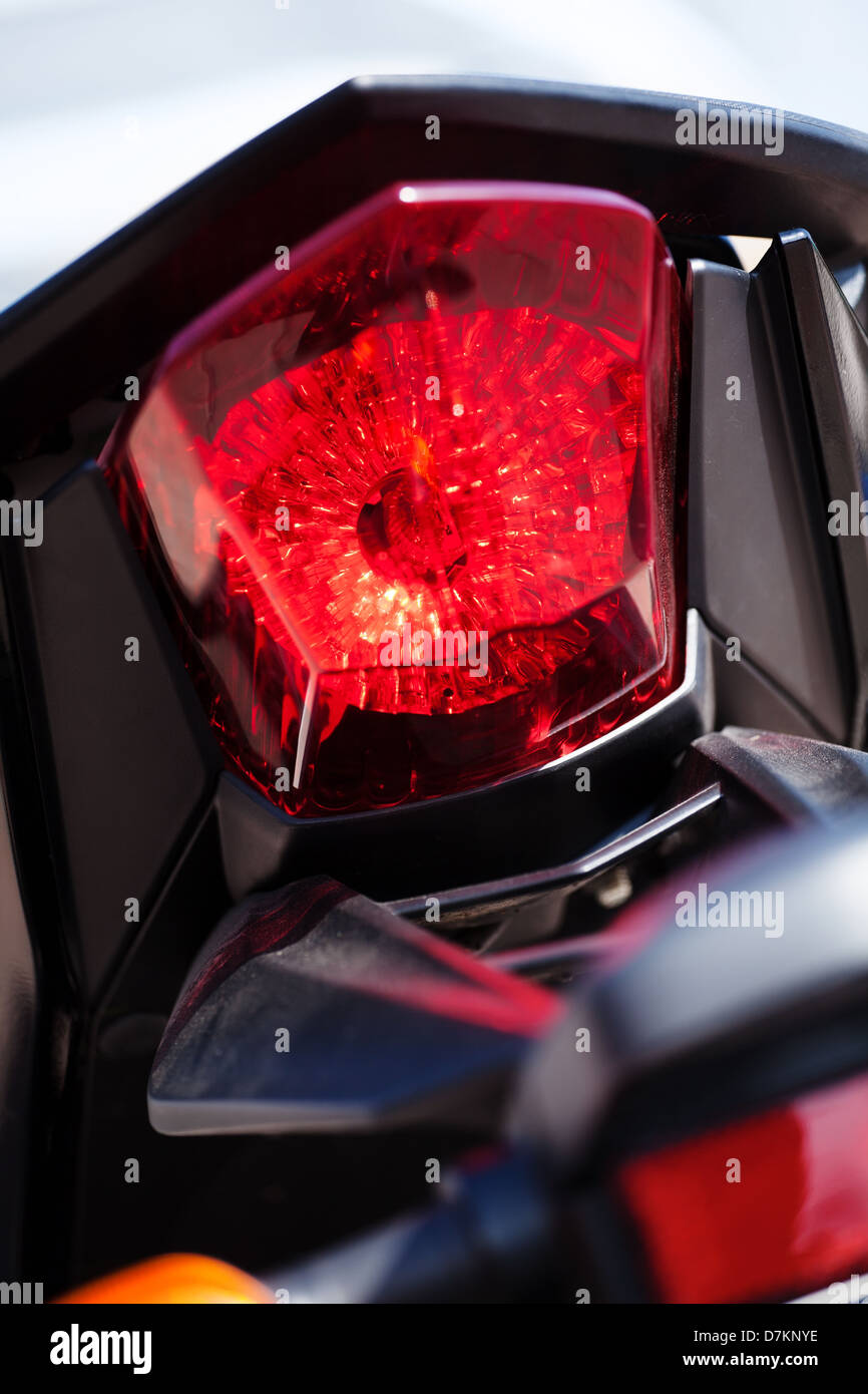 Motorrad hinten Stop Licht closeup Stockfoto