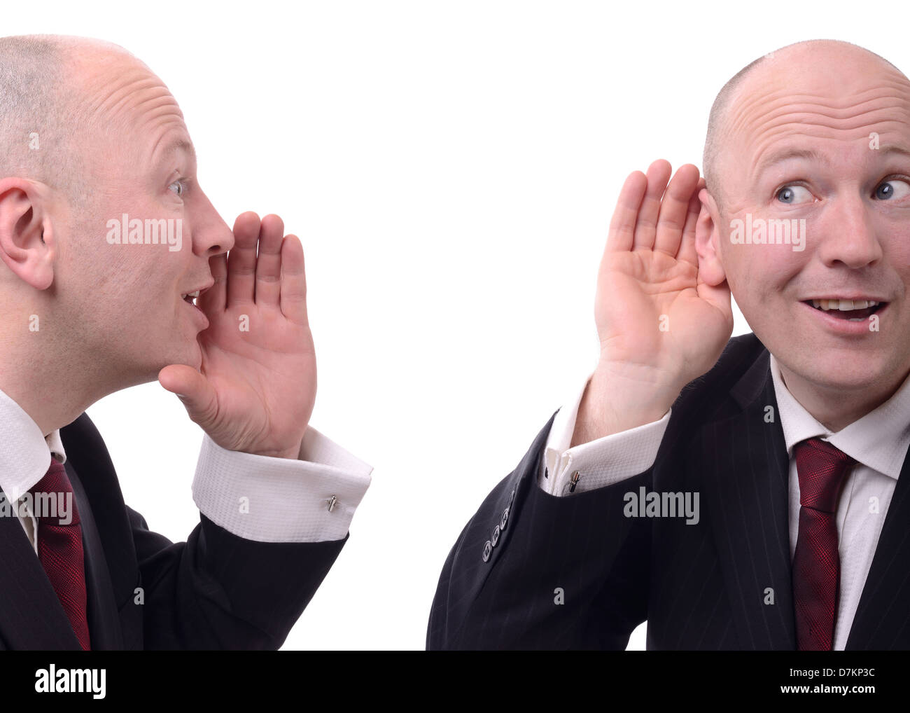 Flüstern Geschäftsinformationen unter Geheimhaltung isoliert auf weißem Hintergrund Stockfoto