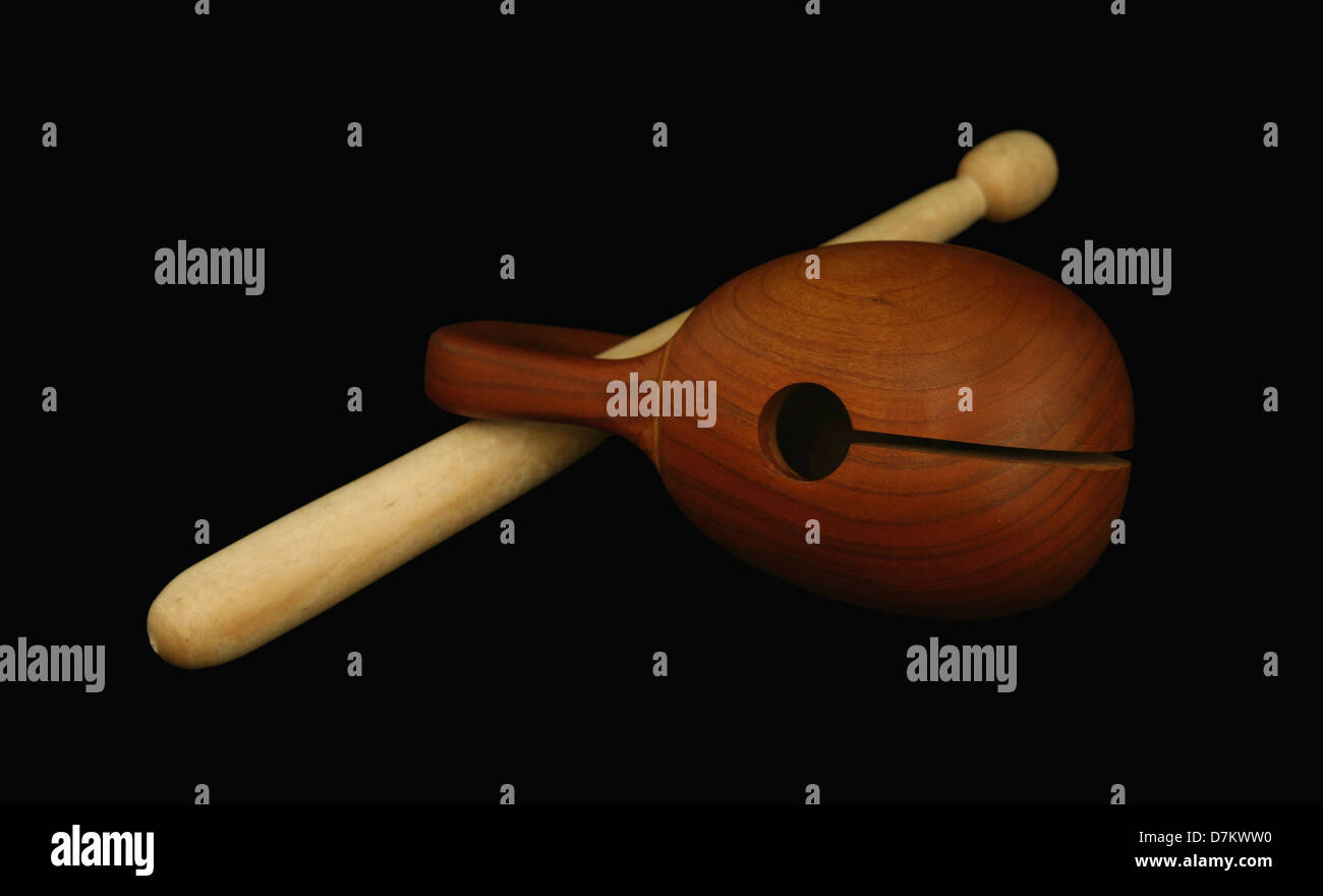 Moktak ist ein Koreanisch-Stil aus Holz Fisch. Perkussion Musikinstrument an buddhistische Rezitation in Korea verwendet. Stockfoto