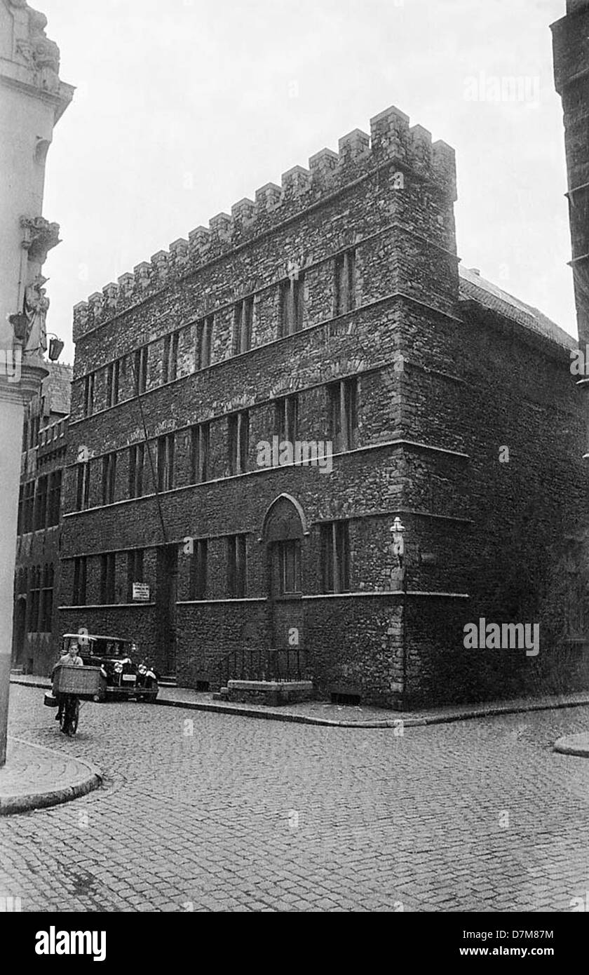 Das kleine Sikkel-Gebäude in Gent, Belgien, ist ein historisches Gebäude, das den architektonischen Stil der Region widerspiegelt. Das schwedische nationale Denkmalamt trägt dazu bei, solche Wahrzeichen von kultureller Bedeutung zu erhalten. Stockfoto