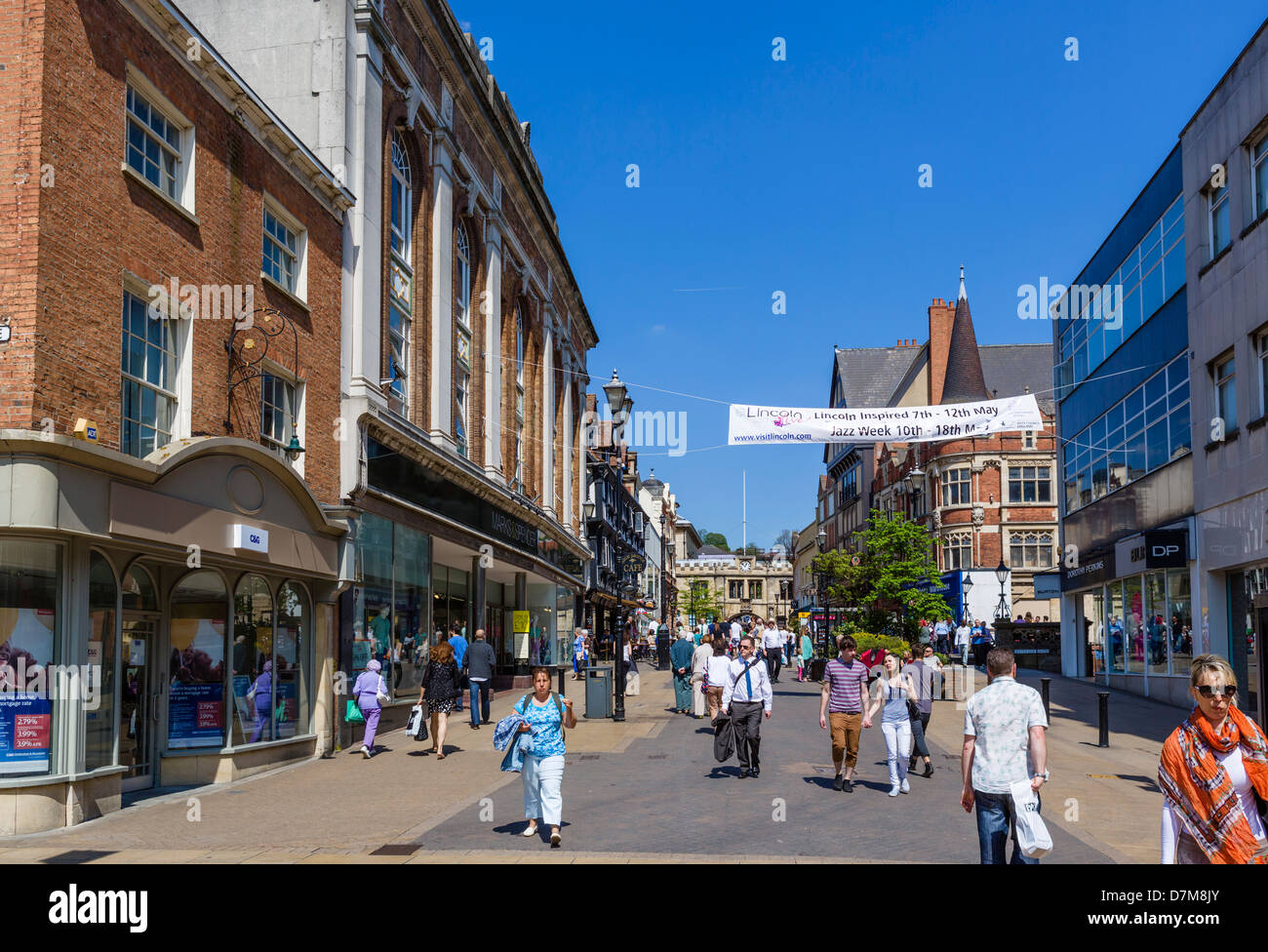Der High Street in der Innenstadt, Lincoln, Lincolnshire, East Midlands, England, UK Stockfoto