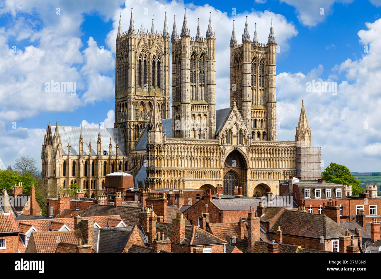 Westen Front von Lincoln Kathedrale von den Burgmauern, Lincoln, Lincolnshire, East Midlands, UK Stockfoto
