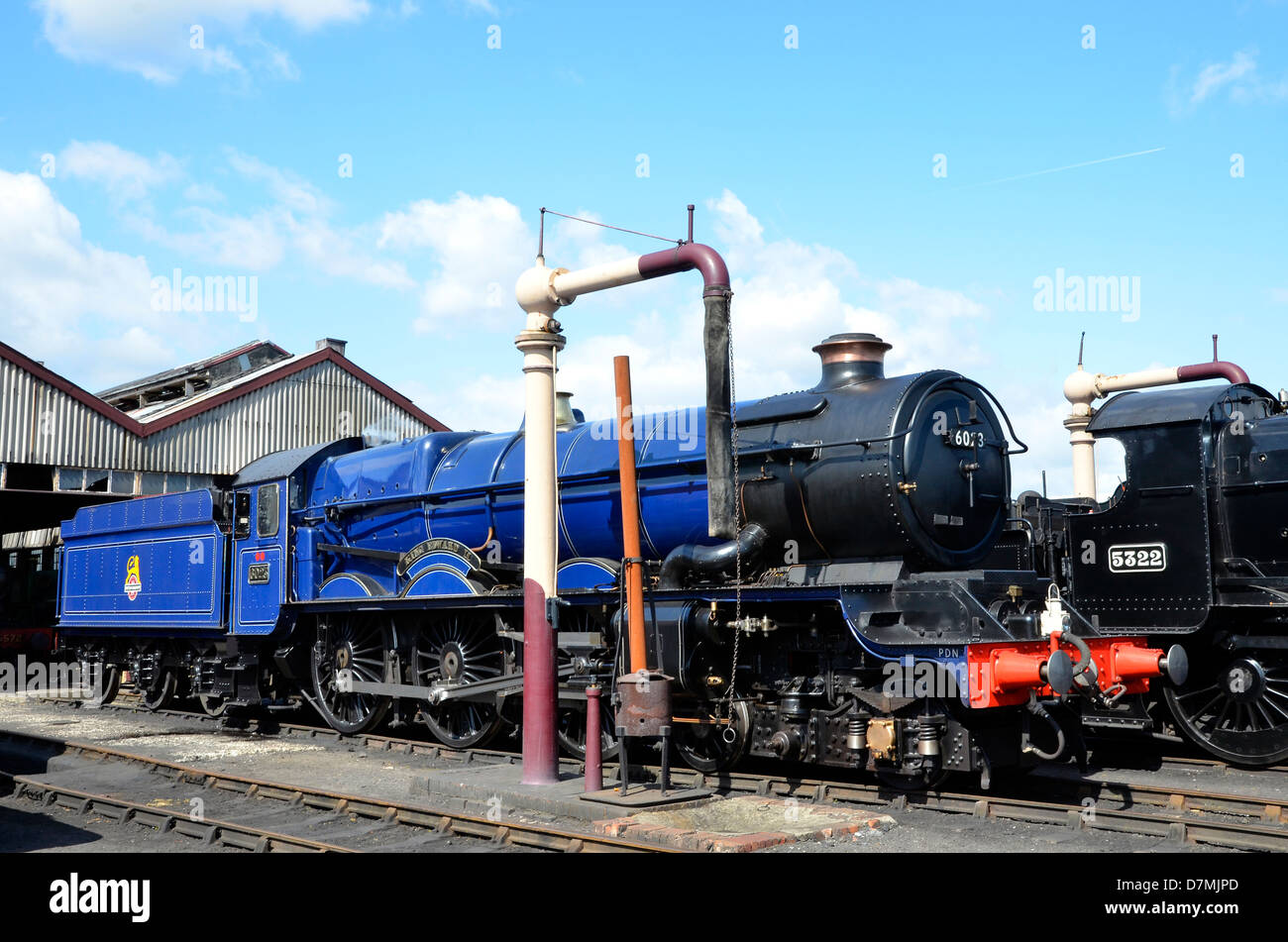 GWR King Class Motor-Nr. 6023 König Edward II bei home Depot, Didcot Railway Centre. Stockfoto