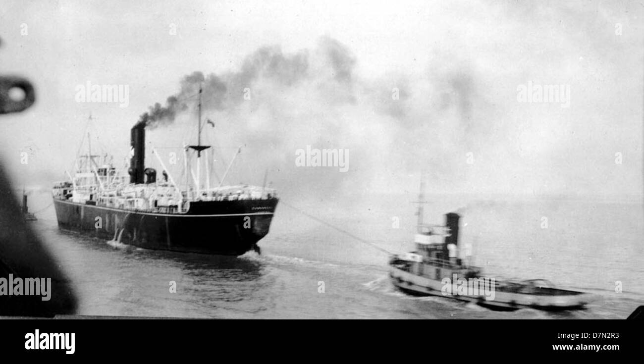 Schiff und Schlepper Boot Stockfoto