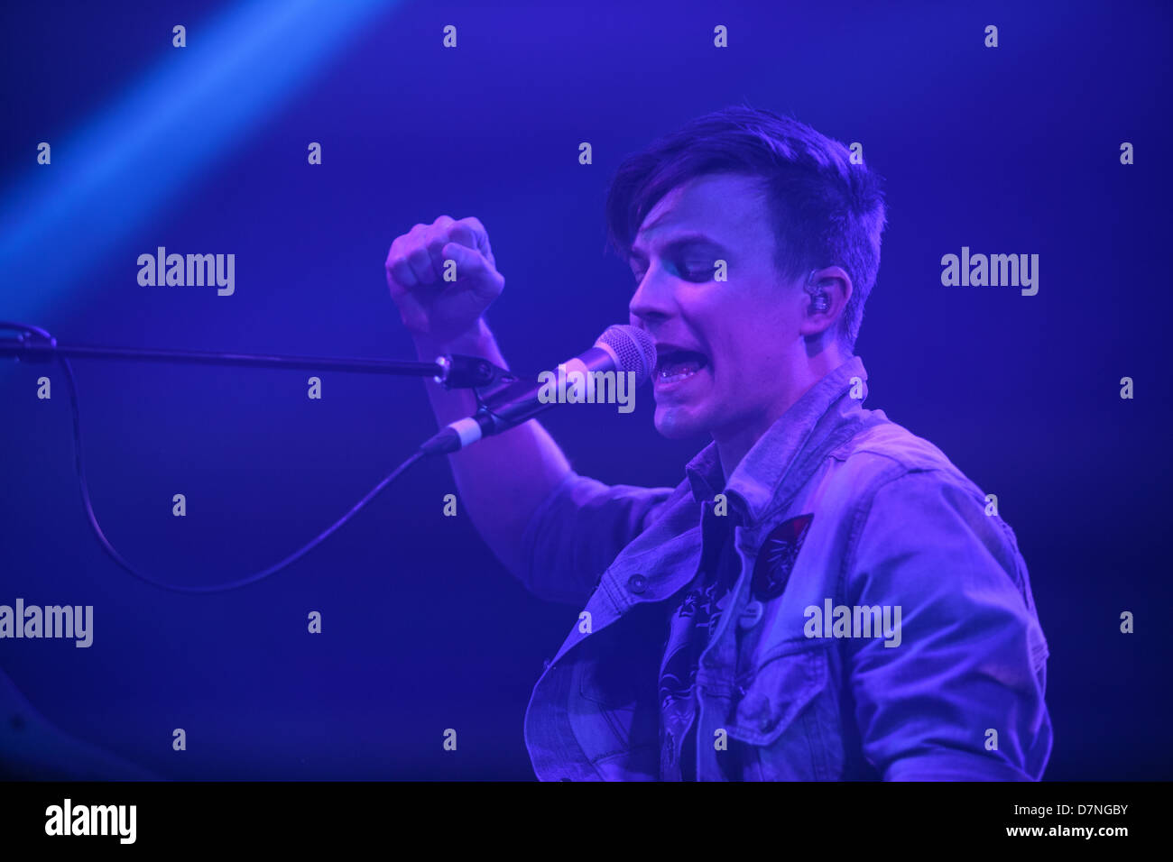 Matt Johnson aus der Indie-pop-Band Matt & Kim während eines Konzerts in 2013 SXSW in Austin, Texas Stockfoto Matt Johnson aus der Indie-pop-Band Matt & Kim während eines Konzerts in 2013 SXSW in Austin, Texas Stockfoto