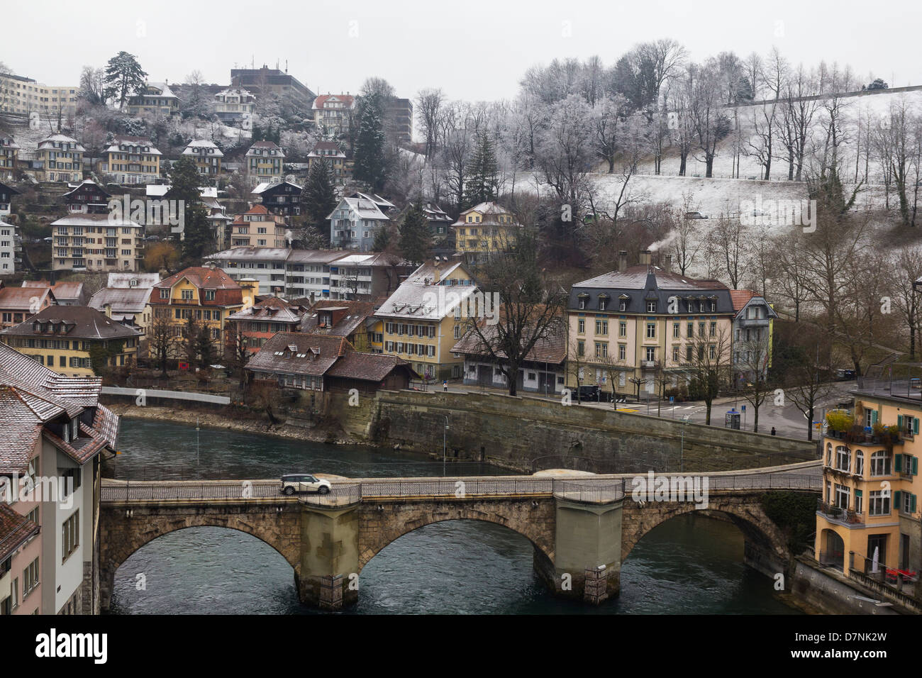 Schweiz-Brücke über den Fluss in Bern Stockfoto