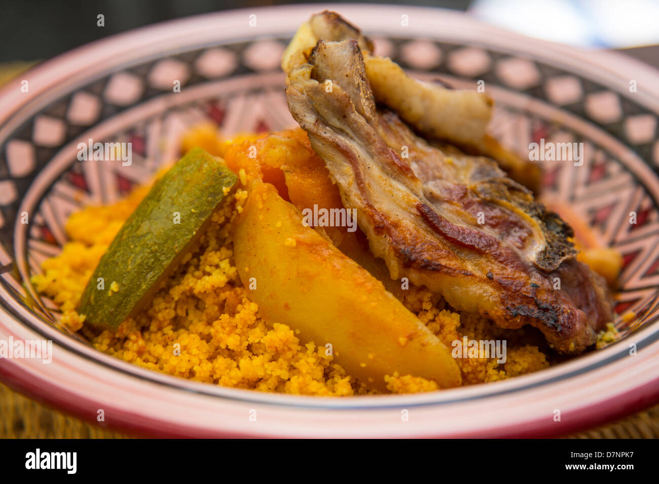 Tunesische Küche im Restaurant La Minarett in Tozeur Tunesien Stockfoto