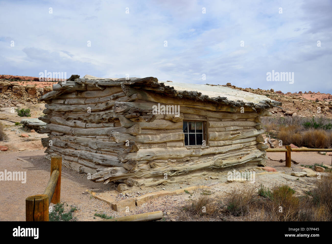 Primitive Blockhaus auf Wolfe Ranch. Arches-Nationalpark, Moab, Utah, USA. Stockfoto