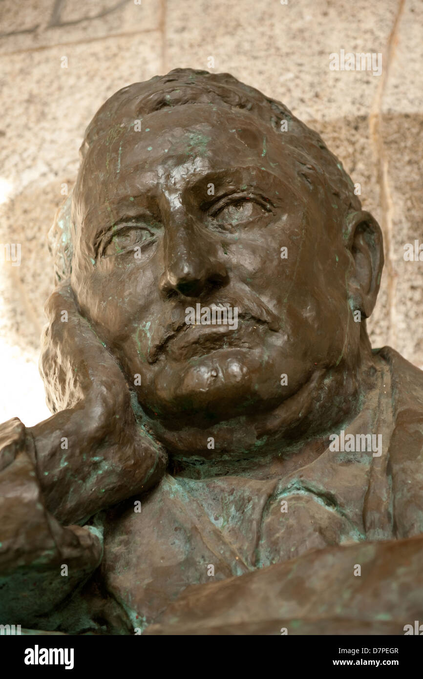 Statue von CJ Rhodes, Rhodes Memorial, Cape Town, Südafrika Stockfoto