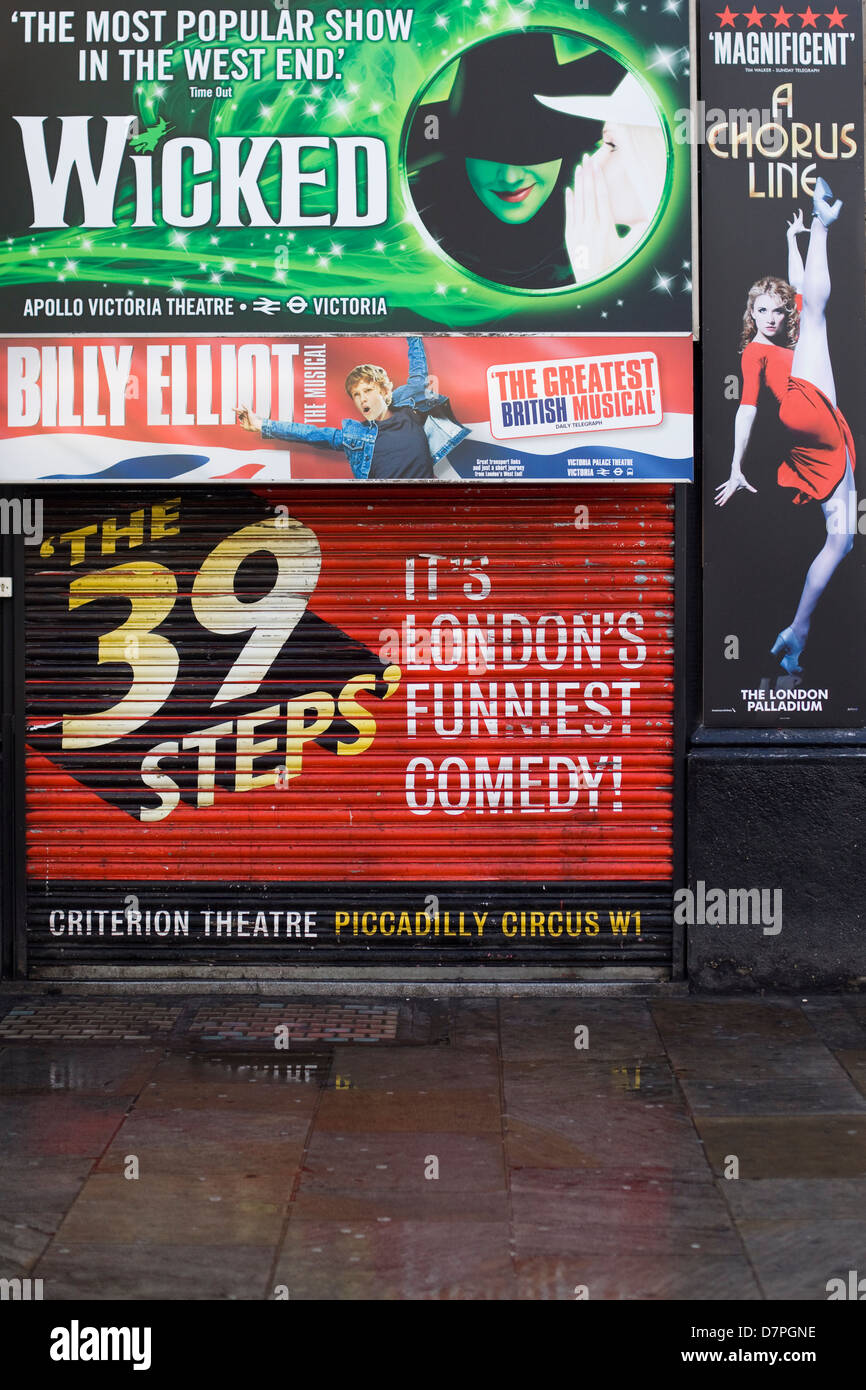 Theater-Plakatwerbung böse Billy Elliot und die 39 Stufen Stockfoto