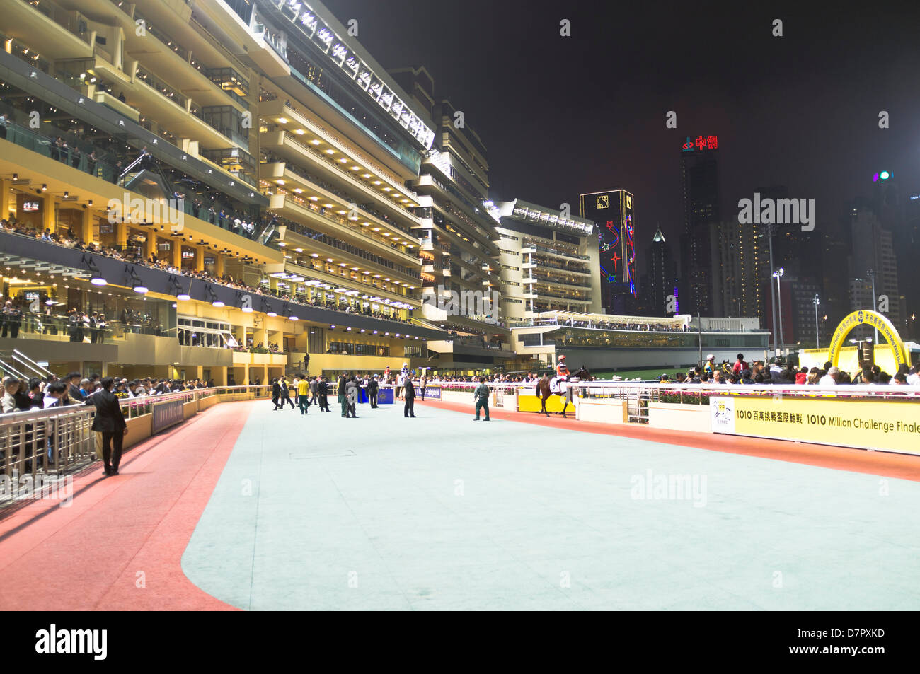 dh Happy Valley Pferderennbahn CAUSEWAY BAY HONG KONG Hong Kong Rennbahn Stadion Nacht Rennen treffen Stockfoto