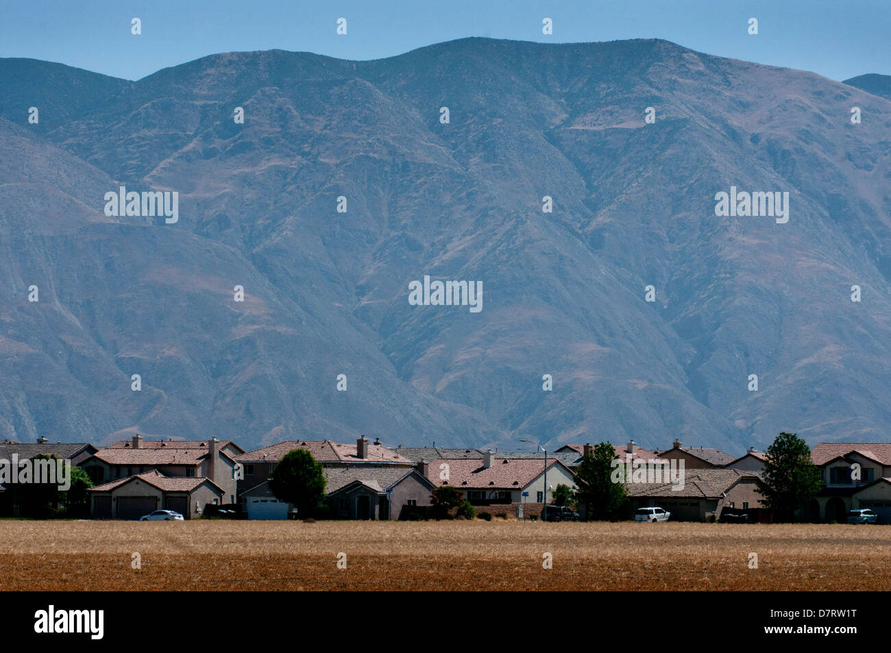 Wohnen direkt an der Interstate 10, in der Nähe von Palm Springs, Kalifornien. Stockfoto