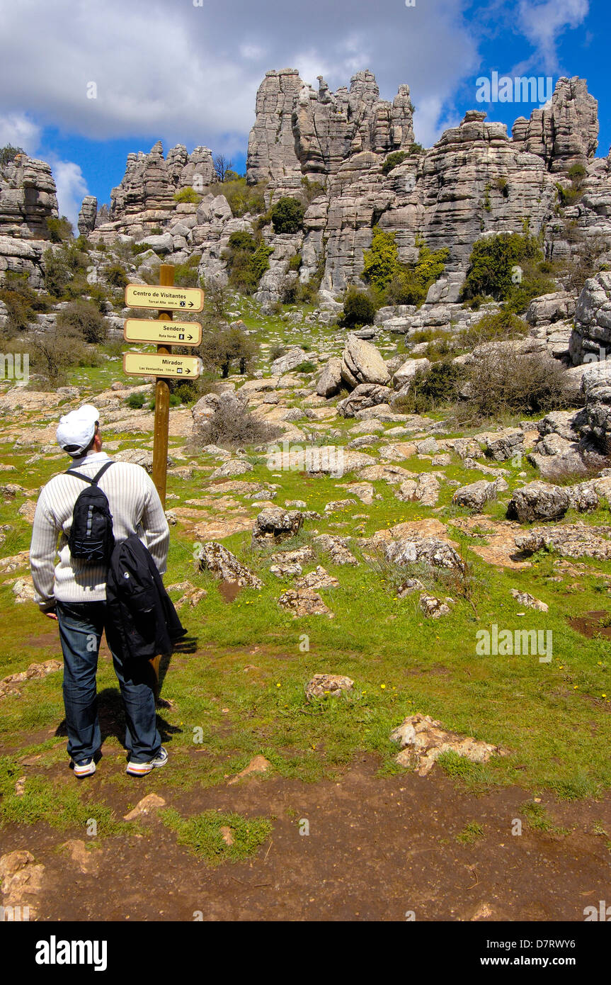 Erosion an Jura Kalksteine, Torcal de Antequera. Provinz Malaga, Andalusien, Spanien Stockfoto