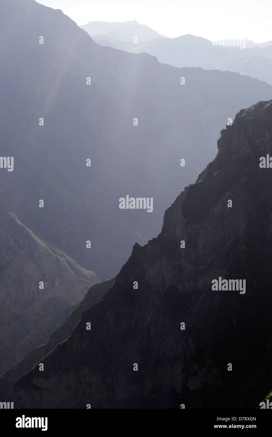 Der Colca Canyon in der Nähe von Chivay im Süden Perus. Stockfoto