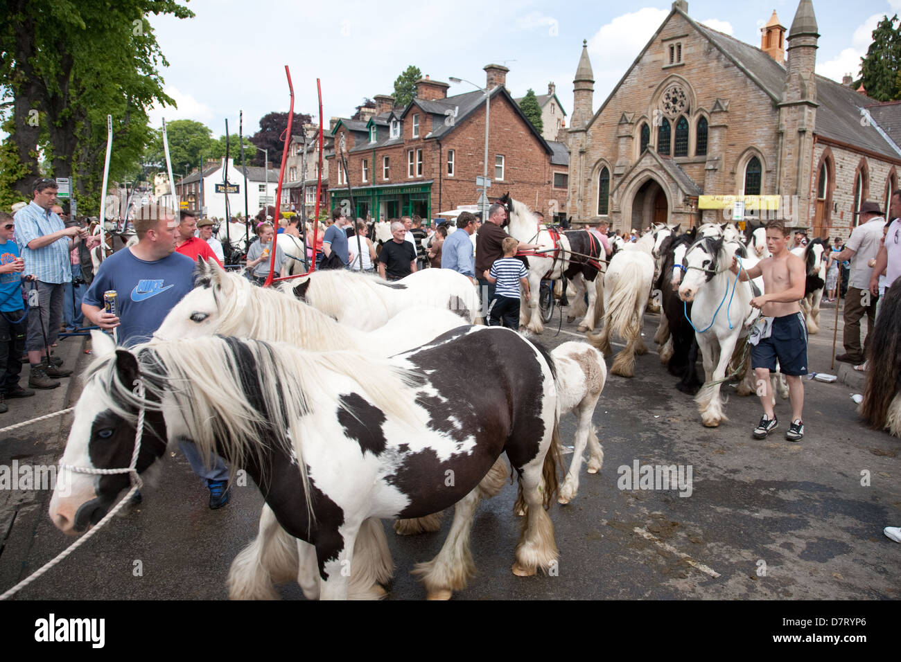 Der Sand-Straße während der Messe Appleby, ein jährliches Treffen der Zigeuner und Traveller Gemeinschaften von Großbritannien und Irland in Cumbria. Stockfoto