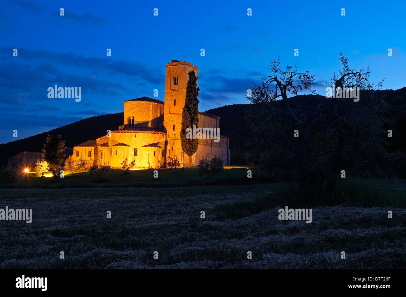 Sant' Antimo Abtei. Montalcino. Castelnuovo-dell'abate. Toskana-Landschaft. Siena Province.Tuscany. Italien. Europa Stockfoto