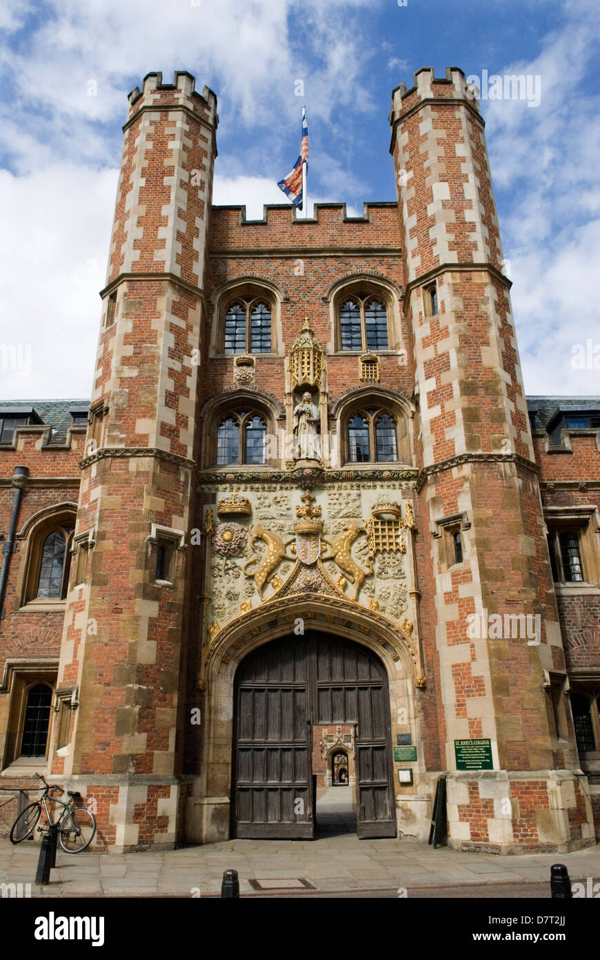 Cambridge University UK St. Johns College Great Gate Eingang. England 2013 2010er Jahre HOMER SYKES Stockfoto