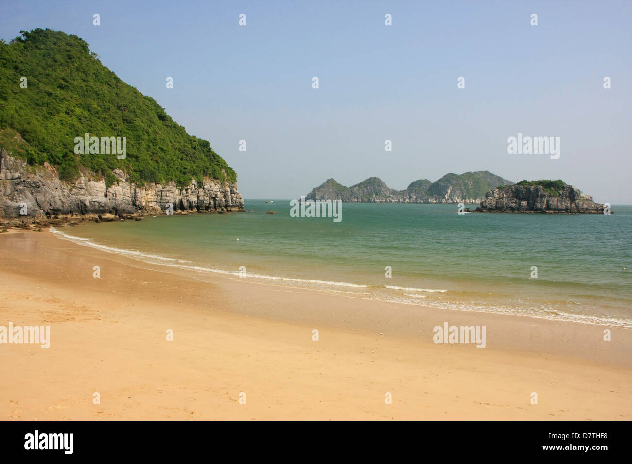 Cat Ba Insel Strand, Halong Bucht, Vietnam Stockfoto