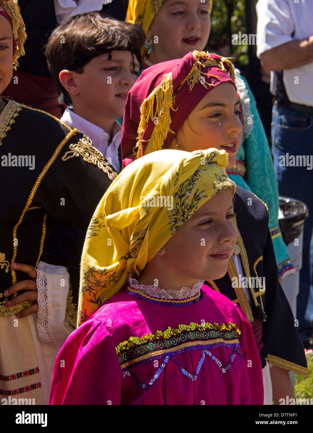 Junge minoischen griechischen Tänzerinnen im griechischen Festival, Novato, Kalifornien, USA, Nordamerika Stockfoto