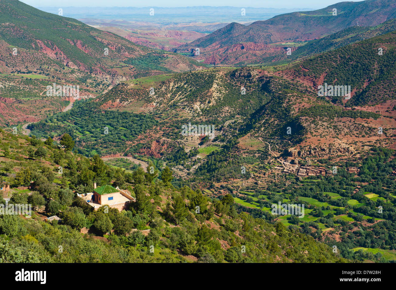Hoher Atlas, Tizi n Tichka Pass außerhalb Marrakesch, Marokko, Nordafrika Stockfoto