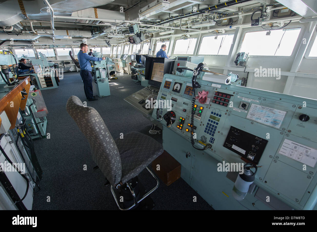 Auf der Brücke der HMS Bulwark, Royal Navy Angriff Schiff Stockfoto