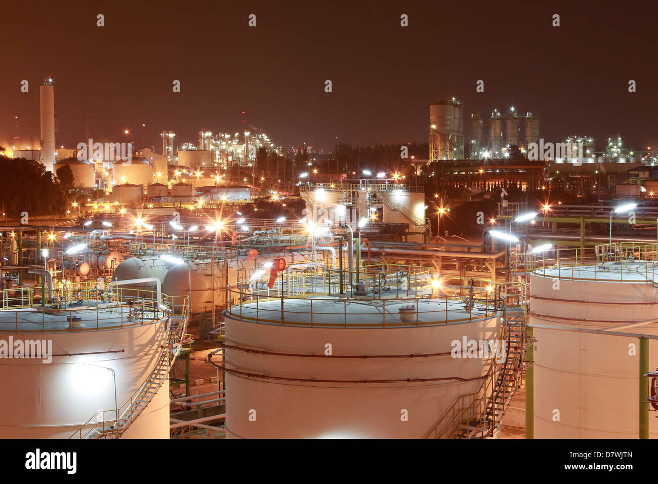 Nachtszene Chemiefabrik, "Maptaphut industrielle", östliche Thailand Stockfoto