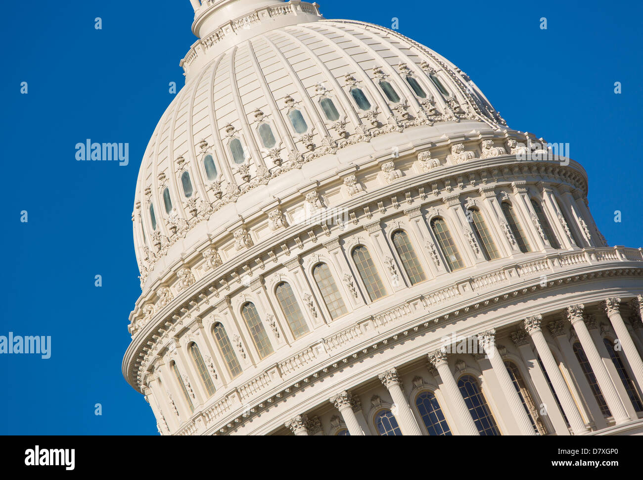 WASHINGTON, DC, USA - geneigte Ansicht des United States Capitol Building Kuppel. Stockfoto