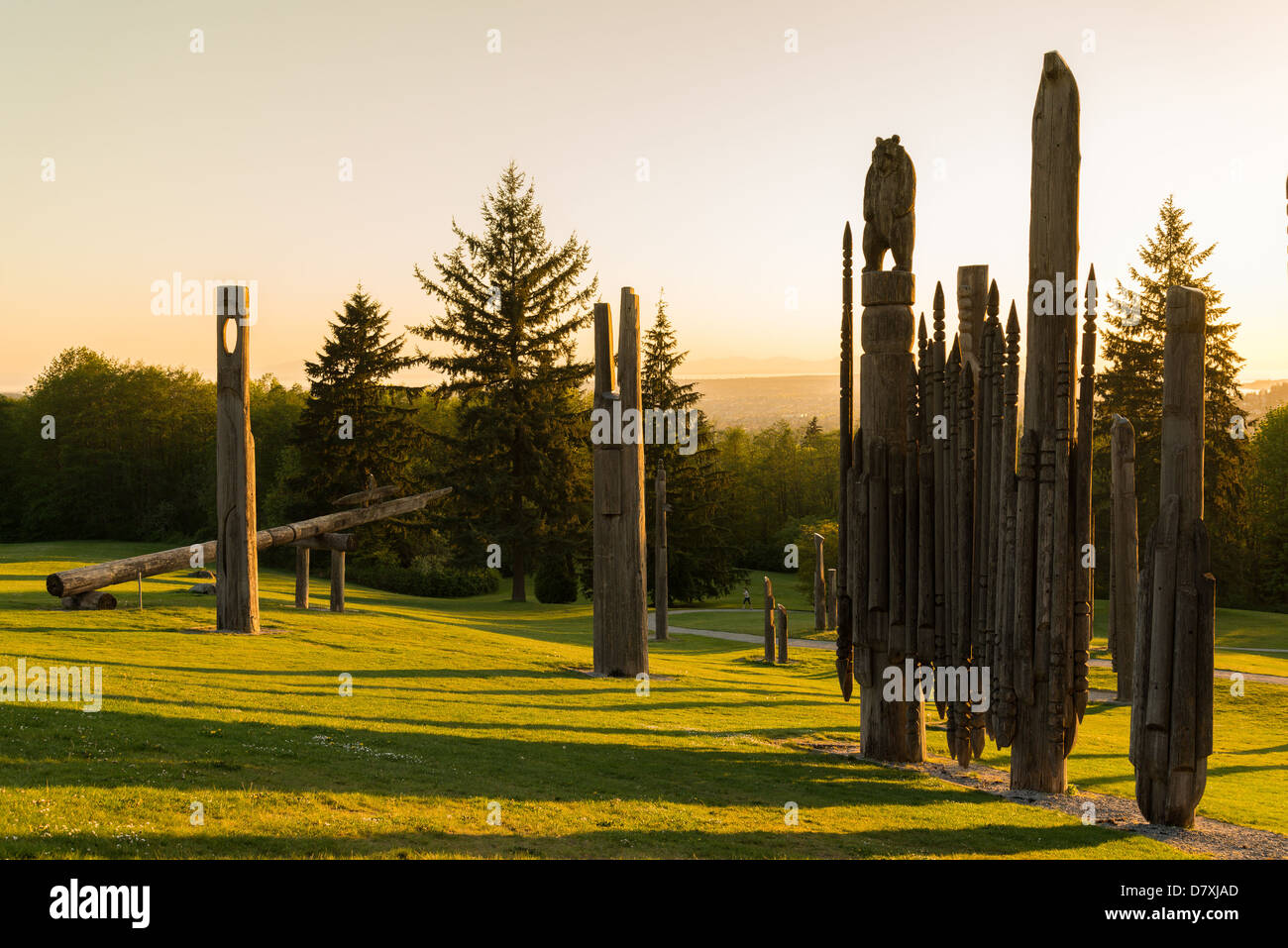 Japanischen Ainu Totempfähle, Burnaby Mountain, Burnaby, British Columbia, Kanada Stockfoto