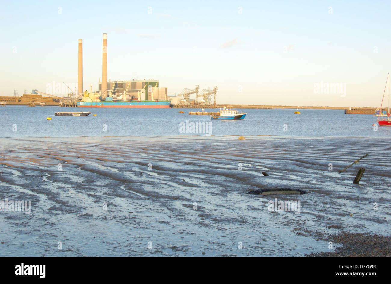 Tilbury b kraftwerk Fotos und Bildmaterial in hoher Auflösung Alamy