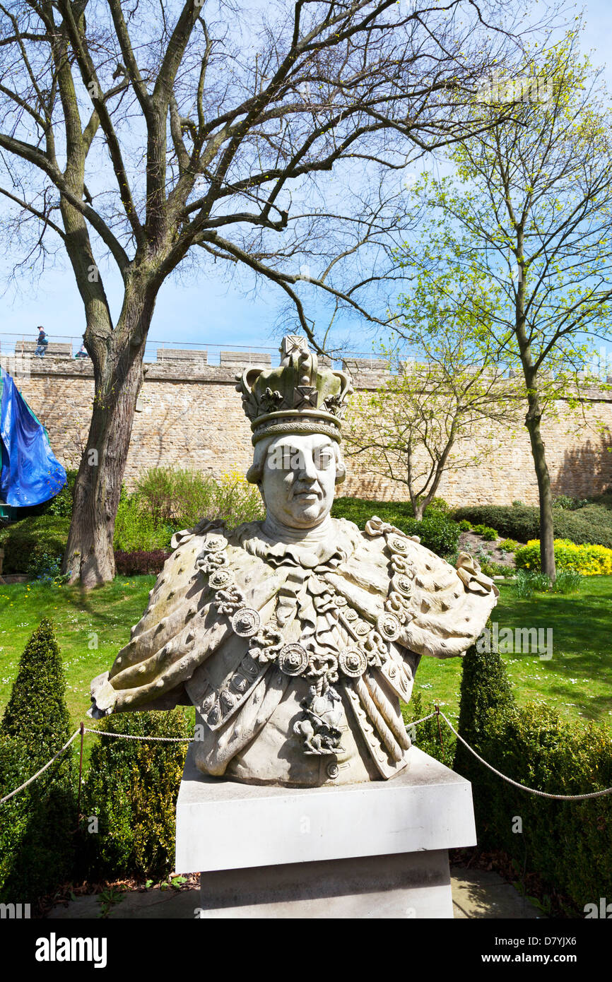 Statue Büste von König George III, Lincoln Castle, Lincoln City, Lincolnshire, UK, England Stockfoto