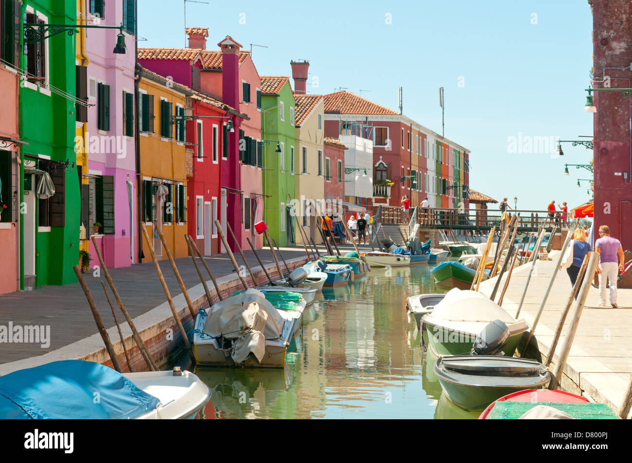 Bunte Häuser am Kanal, Burano, in der Nähe von Venedig, Italien Stockfoto