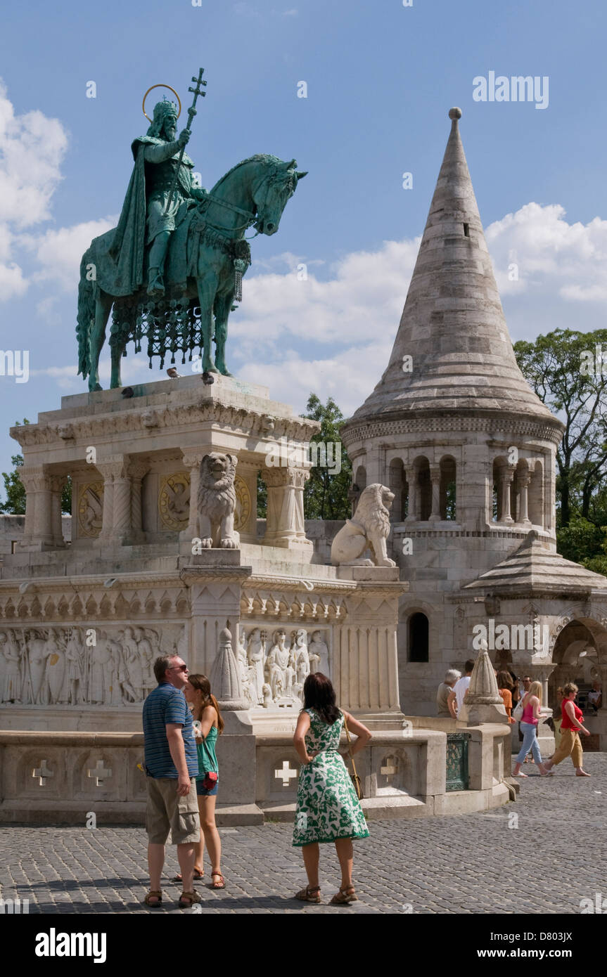 Reiterstatue von König Stephan, Fischerbastei, Buda, Ungarn Stockfoto