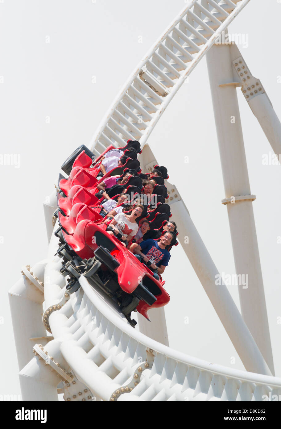 Achterbahn bei Ferrari World in Abu Dhabi Vereinigte Arabische Emirate, VAE Stockfoto