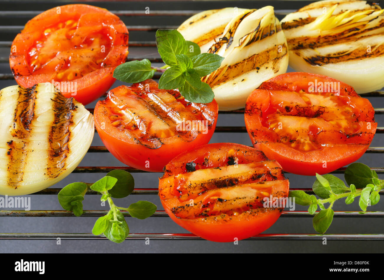 Tomaten zwiebel -Fotos und -Bildmaterial in hoher Auflösung – Alamy